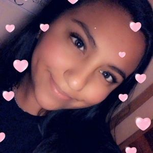 Meet your Posher, Marissa